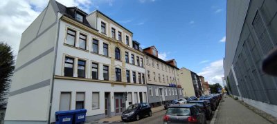 Nachmieter gesucht für 2-Zimmer-Wohnung mit Balkon, WG geeignet, in Magdeburg-Neustadt