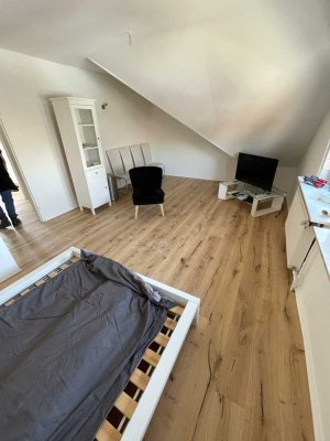 schönes möbliertes 1 Zimmer Apartment in Götzenhain von privat