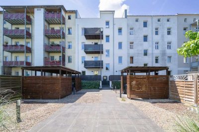 Schöne 2 Raum Wohnung mit Terrasse