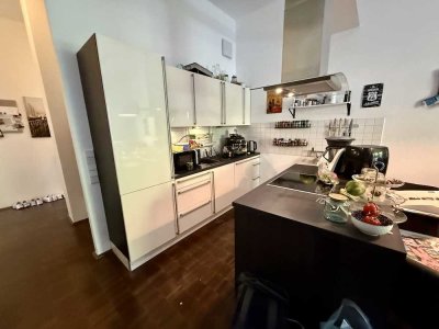 Schöne 2-Zimmer Wohnung in bester Lage für Anleger oder Eigennutzer möglich