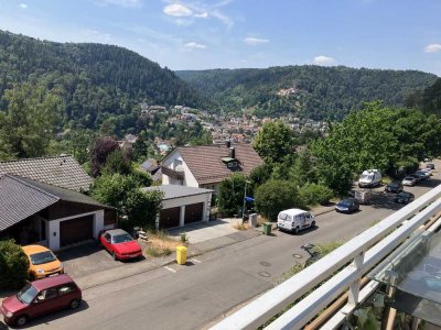 Gemütliche 2 Zimmer Wohnung - in Top Aussichtslage in Bad Liebenzell zu verkaufen