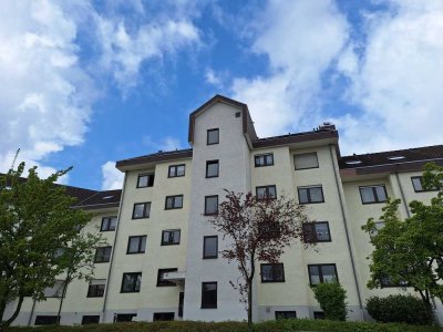 Helle 3,5-Zimmer Wohnung mit Balkon in Leonberg