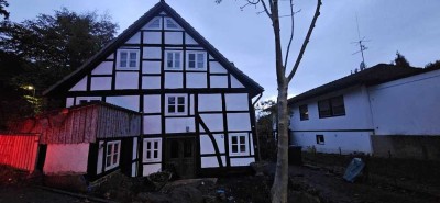 Historisches Einfamilienhaus mit 8 Zimmern, 8 km vom Hbf Hameln