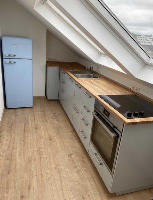 Charmantes 1-Zimmer Apartment im 6. OG in Saarbrücken