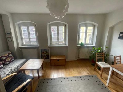 Zentrale, ruhige 2-Zimmer Altbau Wohnung mit großer Dachterrasse in Bamberg