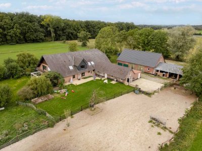 Exklusives Anwesen mit 20.000m² Grundstück, Mehrgenerationenhaus & professioneller Pferdehaltung