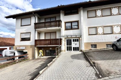 Gute Gelegenheit, renovierte 2 Zimmer Wohnung mit Balkon+Stellplatz mitten in Oberreute zu verkaufen