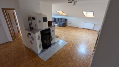 Geräumige 5-Zimmer-DachgeschossWohnung mit Balkon in Frauental (Provisionsfrei)