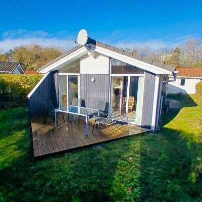 Lichtdurchflutetes Ferienhaus in Travemünde von privat zu verkaufen – 100 m zum Ostseestrand