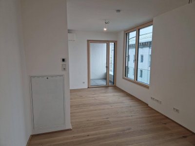 ZENTRUM - exklusive, klimatisierte Garconniere (Neubau/ Erstbezug) in bester Zentrumslage Innsbrucks ab 01.04.2026 mit Loggia und Kellerabteil