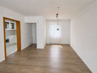 Charmante 3,5 Zi. Maisonette-Wohnung 98qm mit Balkon in Baden-Baden Centrum