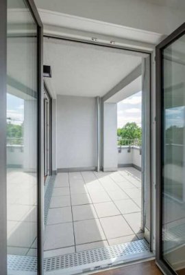 Erstbezug mit Balkon und Einbauküche: Exklusive 2-Zimmer-Wohnung mit geh. Innenausstattung