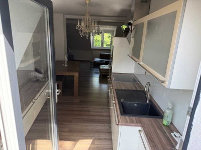 Schöne 3-Zimmer-DG-Wohnung mit Balkon in Wuppertal Elberfeld/Südstadt