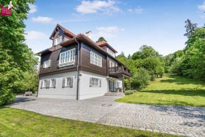 Zeitlose Eleganz im Wienerwald – Historische Villa mit Nebengebäuden auf Traumgrundstück mit Outdoorpool und Waldsauna
