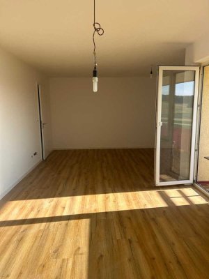 Kernsanierte 4-Zimmer-Wohnung in Taunusstein Hahn, mit wunderschönem Weitblick