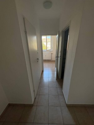 Helle 2-Zimmer-Wohnung mit 10 m² Balkon - nur 5 Min. Fußweg zum Hbf St. Pölten