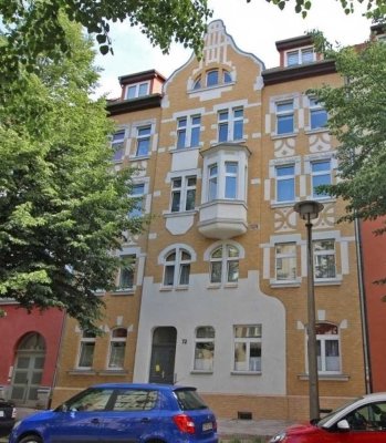 Provisionsfrei : Stadtnahe 2-Raum-Wohnung mit neuen Balkonen