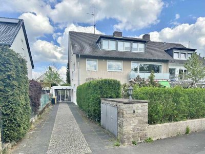 Lichtdurchflutete, großzügige Wohnung in ruhiger Top-Lage von Bad Godesberg