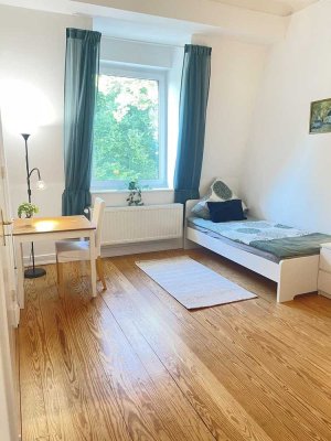 Möblierte Mitarbeiterwohnung Hamburg | 3 Schlafzimmer | Bis 5 Personen | All Inclusive
