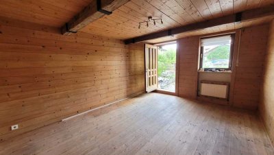Erstbezug nach Sanierung mit EBK: 1-Zimmer-Souterrain-Wohnung in Rohrdorf