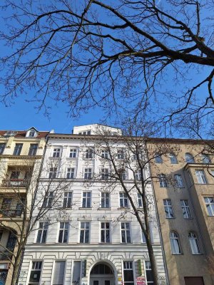 1 Zimmer  ( nicht renoviert ) " Kreuzberg pur am Görli "