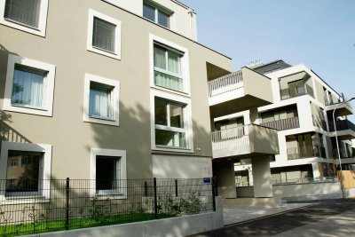 Halb möblierte, hell und moderne Wohnung + Terrasse in Klosterneuburg . (Provisionsfrei)