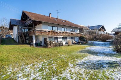 Attraktives Zweifamilienhaus mit Einliegerwohnung mit enormen Platzangebot in Birkla