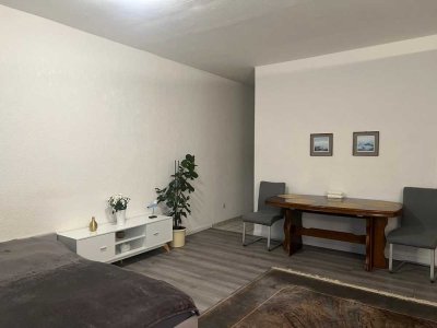 Helle 1-Zimmer Wohnung mit Balkon im 3. OG in Garbsen