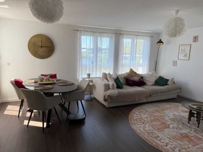 Geschmackvolle 3-Zimmer-Etagenwohnung mit Balkon und Einbauküche in Bremen