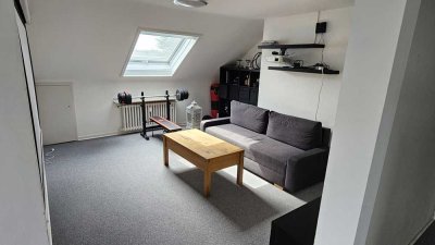 Stilvolle 3-Zimmer-DG-Wohnung in Ratingen-Lintorf