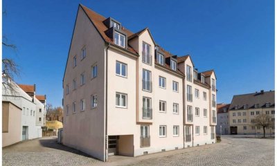 Helle 2-Zimmer Wohnung mit Aufzug im 2. OG in Augsburg-Innenstadt