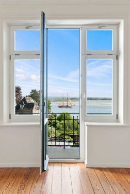 Leben im Treppenviertel: Maisonette-Wohnung mit Terrasse und spektakulärerem Elbblick
