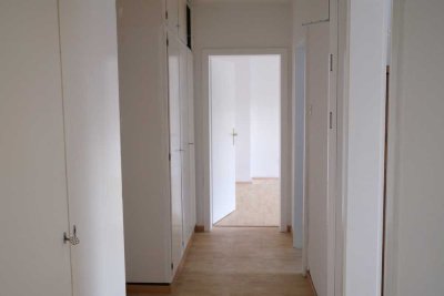 Gepflegte 2-Zimmer-DG-Wohnung mit EBK in Bad Oeynhausen