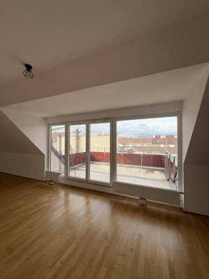 Großzügige 4-Zimmer Wohnung (127m²) mit Terrasse beim Brunnenmarkt (mit Klimaanlage)