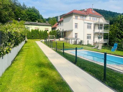 Im Grünen und doch zentral: 3-Zi-Wohnung mit grosser Wohnküche