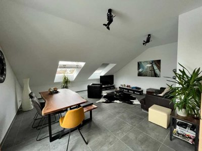 Exklusive, neuwertige 2-Raum-Wohnung mit luxuriöser Innenausstattung in Pulheim