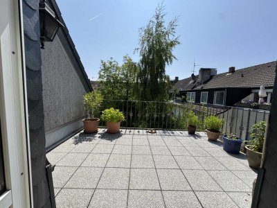 Eigentumswohnung Nähe Schwimmzentrum Rüttenscheid. Mit Dachterrasse
