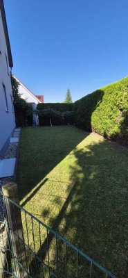 Ruhige 4-Zimmer-Erdgeschosswohnung mit Terrasse und Einbauküche in Moosburg an der Isar