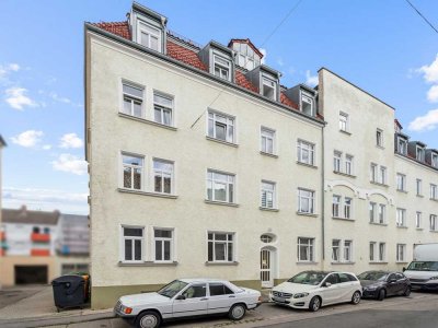 Kernsanierte 3-Zimmer-Altbauwohnung in Augsburg - direkt am Wertach-Ufer