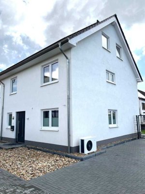 Modernes Neubau-Reihenendhaus - Ideal für Familien