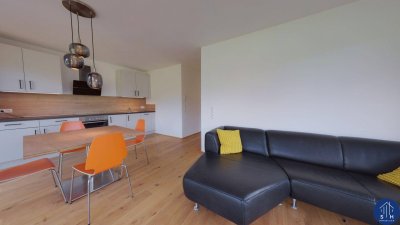 2-Zimmer-Wohnung mit großer Terrasse und Carport zu vermieten