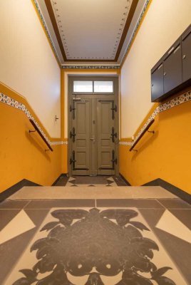 Bezugsfrei !!! Hochwertig sanierte 2-Zimmerwohnung mit 2 Balkonen