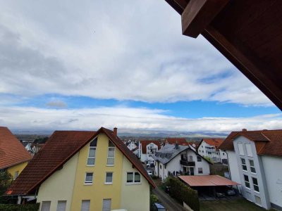 Freundliche 4-Zimmer-Maisonette-Wohnung mit Einbauküche in Ingelheim am Rhein