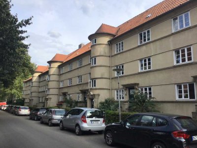 Renovierte 2-Zimmer-Wohnung in denkmalgeschütztem Objekt