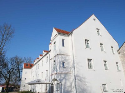 [] biburg [] kloster [] 3,5 raum im 2. og [] parkett [] stellplatz [] sofort frei [] wintergarten []