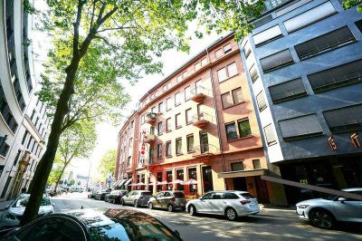 Vollständig renovierte 2,5-Raum-Wohnung mit Balkon und Einbauküche in Mannheim