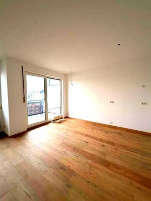 Helle 2-Raum-Wohnung mit zwei Balkonen in bester Lage am Auensee