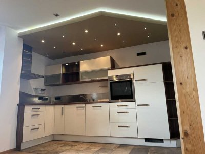 Stilvolle 3-Raum-DG-Wohnung in Steinhöring