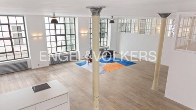 Loft-Rarität trifft auf private Exklusivität – 236 m² Industrieflair in Neubaus Bestlage