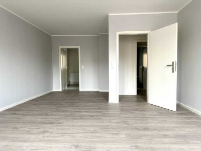 Moderne 1-Zimmer-Wohnung mit EBK in Stadtfeld, Erstbezug